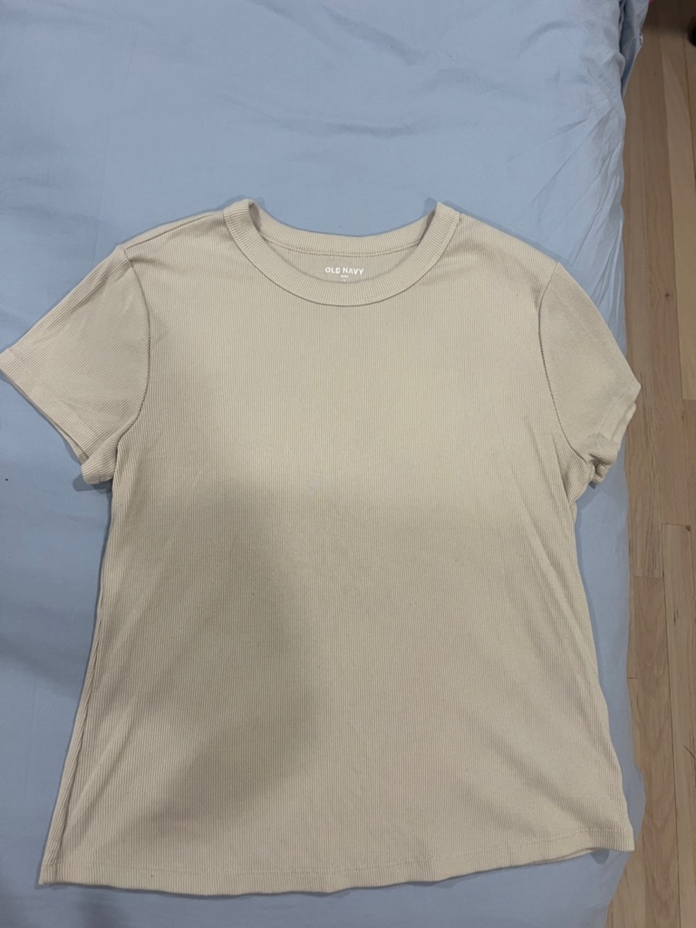 Old Navy Short Sleeve Ribbed Crewneck Tee in Light Beige